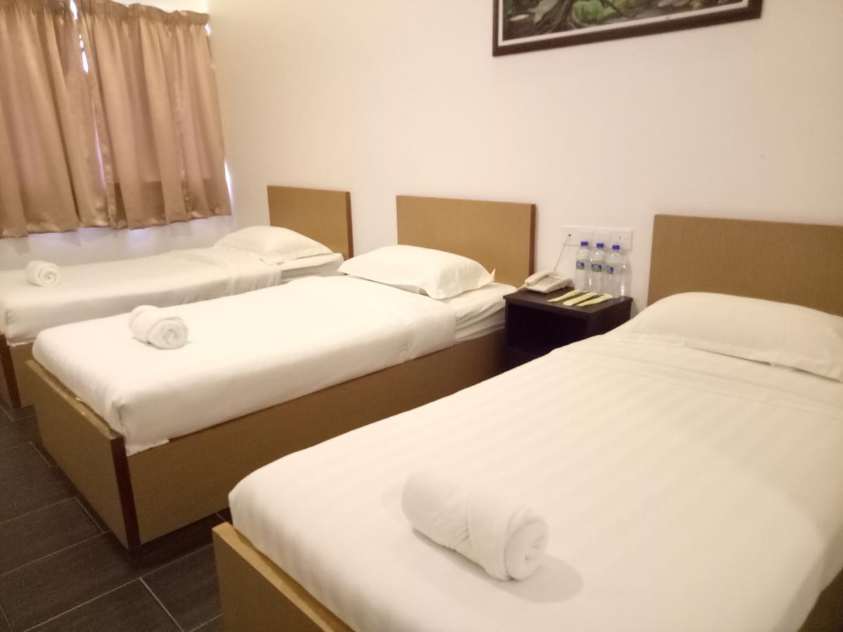 Sri Bernam Hotel 3*